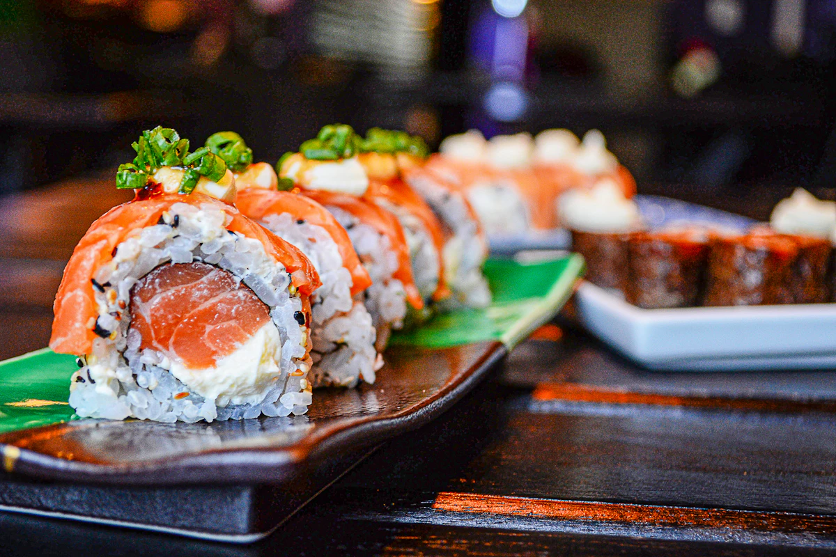 Salmon sushi rolls
